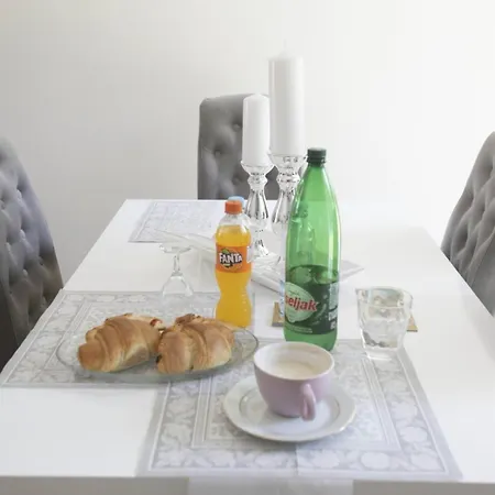 Apartment Sveta Obitelj