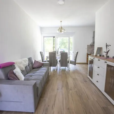 Διαμέρισμα Sveta Obitelj *