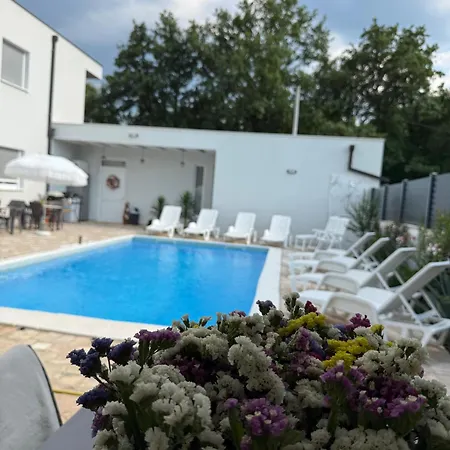 Sveta Obitelj Apartment